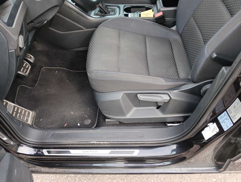 Volkswagen Touran 2.0 TDI United Start-Stopp — zdjęcie 18