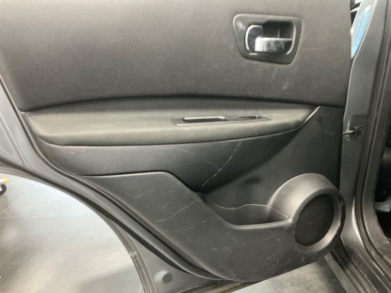 Nissan Qashqai 1.6 dCi N-Tec 2012 – снимка 27
