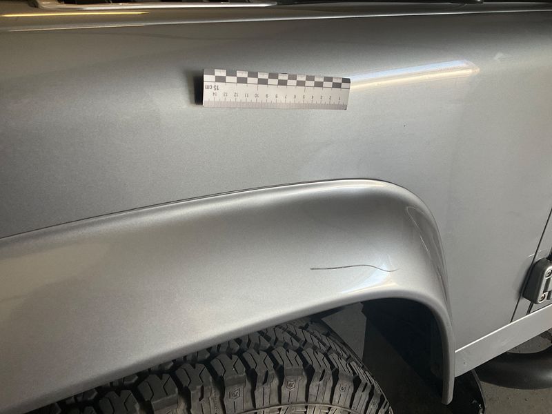 Land Rover Defender 2.2 Td4 90 E Station Wagon 2013 – снимка 24