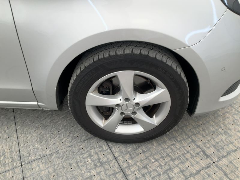 Mercedes-Benz V-Klasse V 250 d lang BlueTEC Edition 2018 – снимка 11