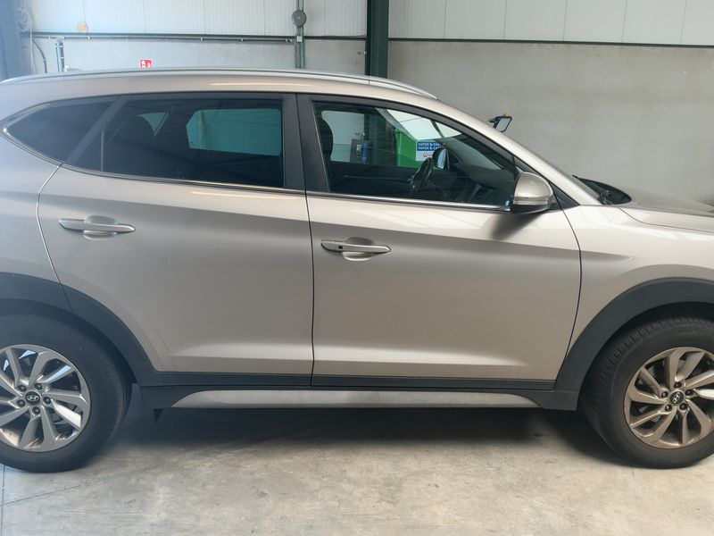 Hyundai Tucson 1.6 Trend blue 2WD 2018 – снимка 10