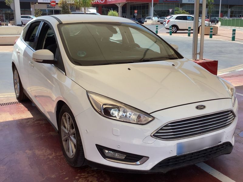 Ford Focus 1.0 EcoBoost Titanium 2015 – снимка 12