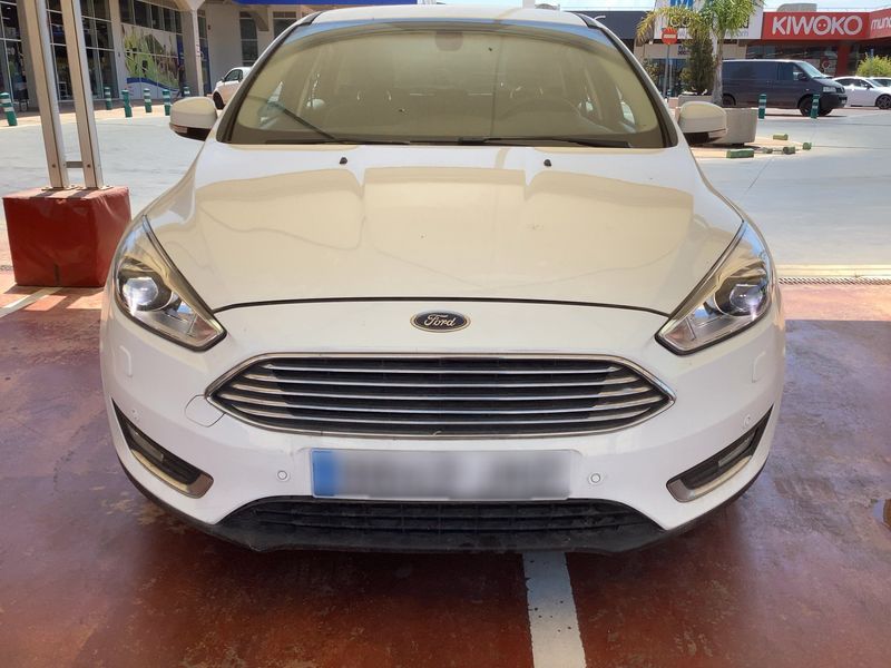 Ford Focus 1.0 EcoBoost Titanium 2015 – снимка 14
