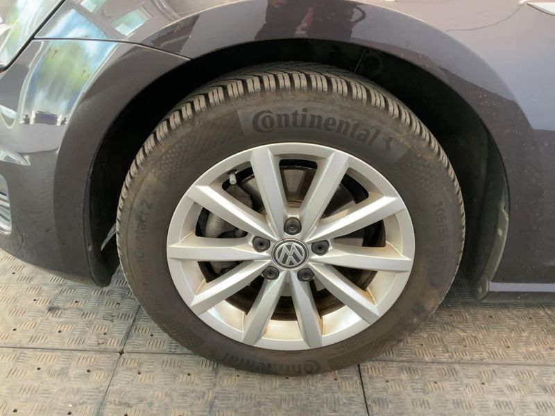 Volkswagen Golf VII 1.6 TDI Lounge BlueMotion Tech 2015 – снимка 3