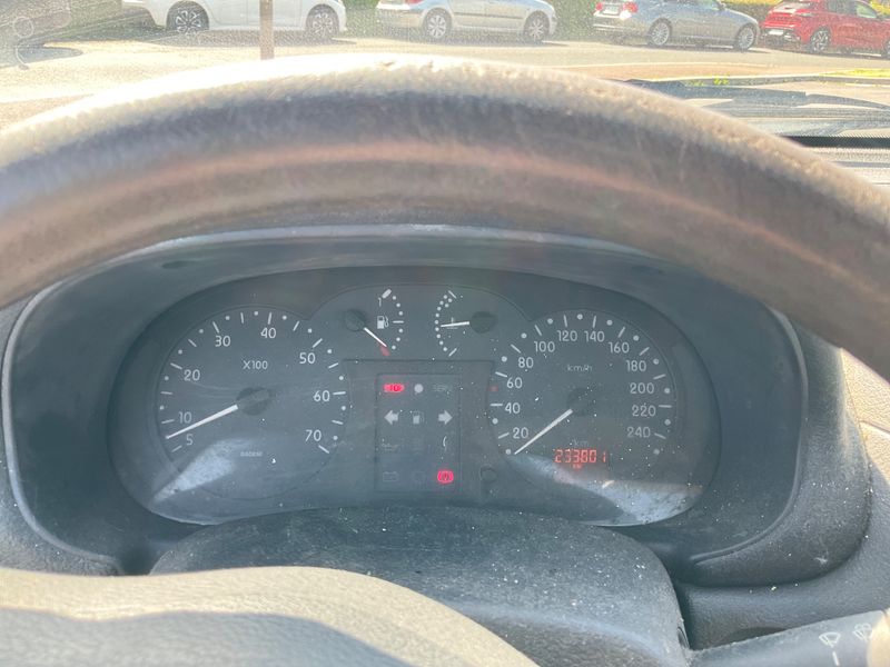 Renault Clio 1.6 RXE — zdjęcie 4