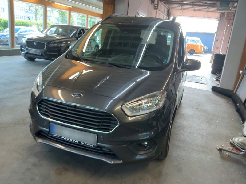 Ford Tourneo