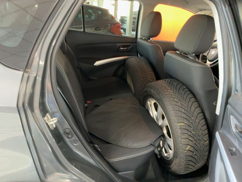 Suzuki SX4 1.4 BoosterJet Comfort — zdjęcie 14