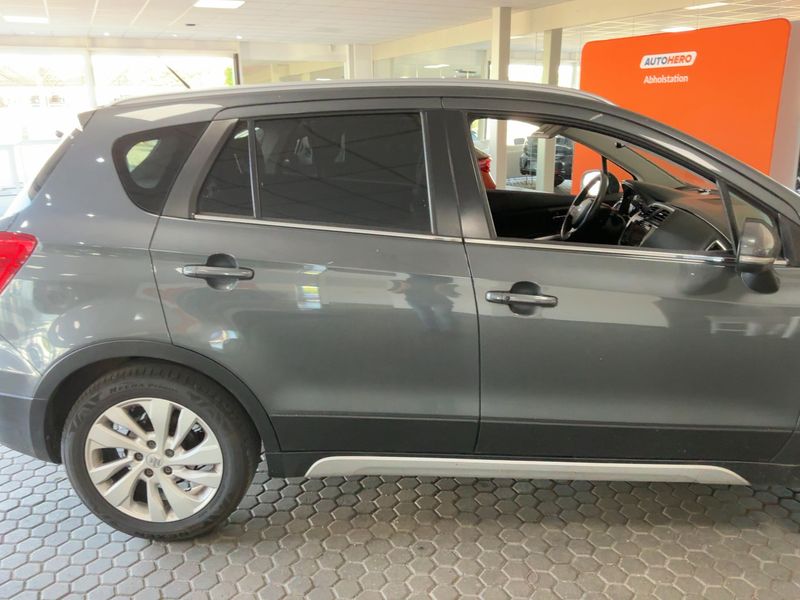 Suzuki SX4 1.4 BoosterJet Comfort — zdjęcie 7