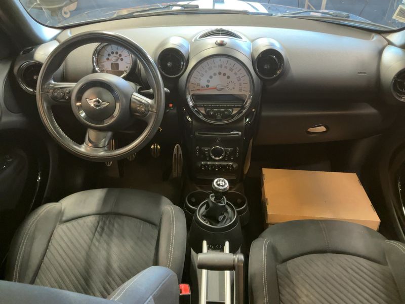 MINI Countryman Cooper SD — zdjęcie 12