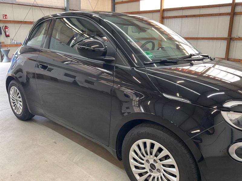 Fiat 500e electric drive 70 kW Action — zdjęcie 8