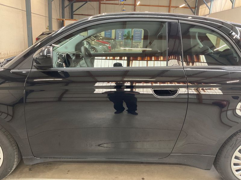 Fiat 500e electric drive 70 kW Action — zdjęcie 4
