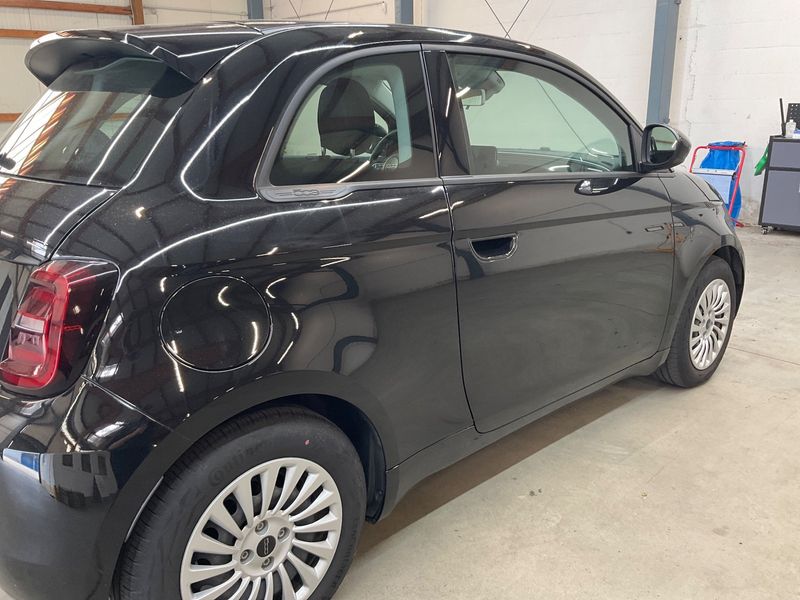 Fiat 500e electric drive 70 kW Action — zdjęcie 6