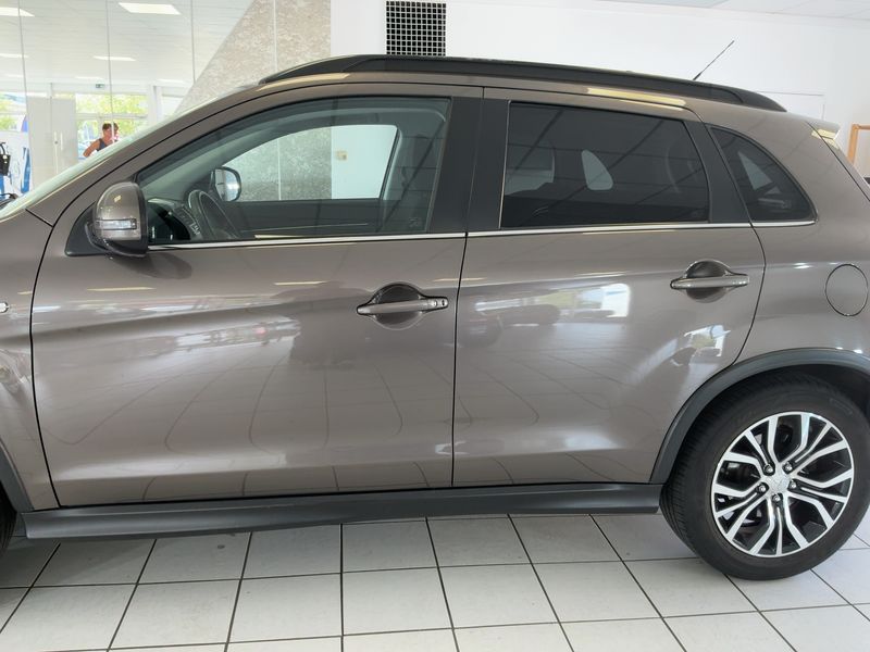 Mitsubishi ASX 1.6 Diamant Edition 2WD — zdjęcie 4