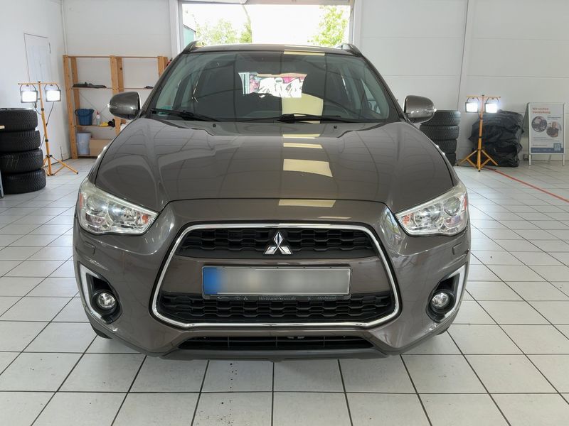 Mitsubishi ASX 1.6 Diamant Edition 2WD — zdjęcie 9