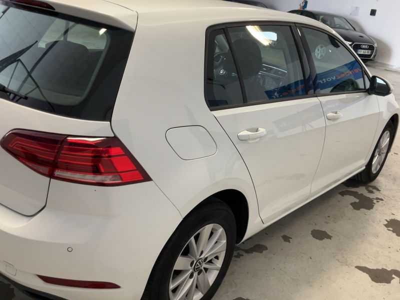 Volkswagen Golf VII 1.6 TDI Business BlueMotion Tech — zdjęcie 6