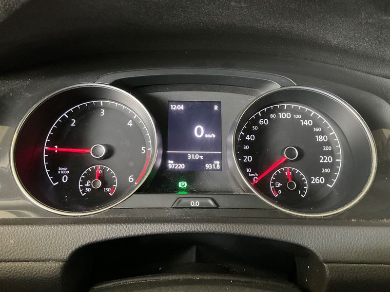 Volkswagen Golf VII 1.6 TDI Business BlueMotion Tech — zdjęcie 13