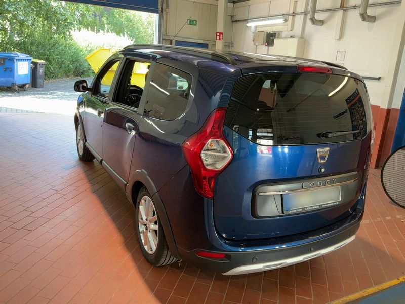 Dacia Lodgy 1.3 TCe Stepway — zdjęcie 3