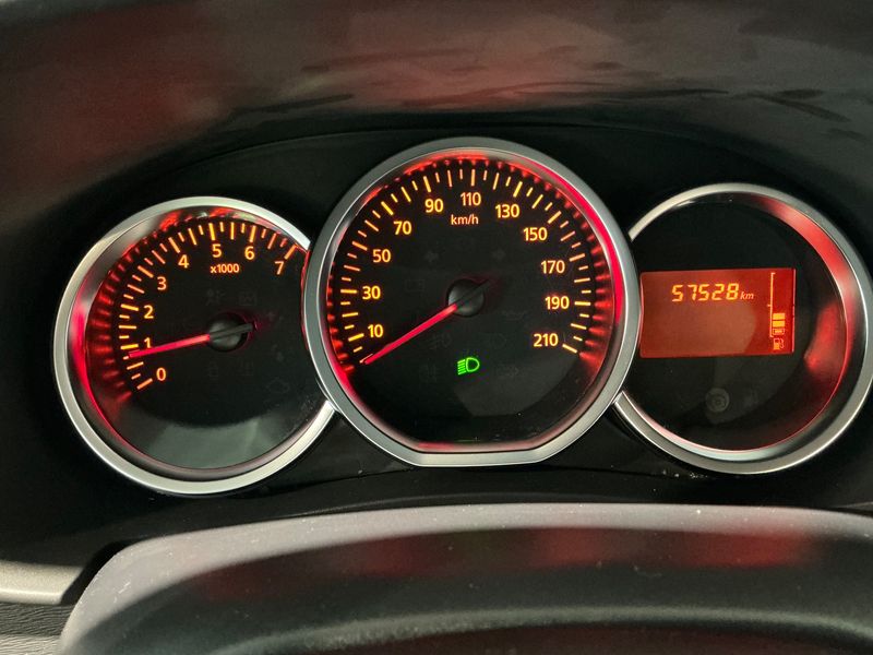 Dacia Lodgy 1.3 TCe Stepway — zdjęcie 13