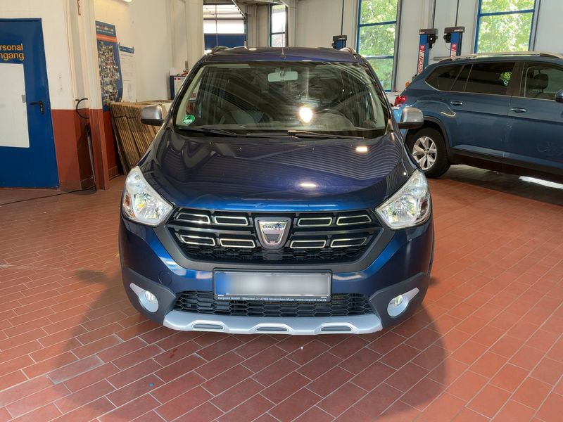 Dacia Lodgy 1.3 TCe Stepway — zdjęcie 9