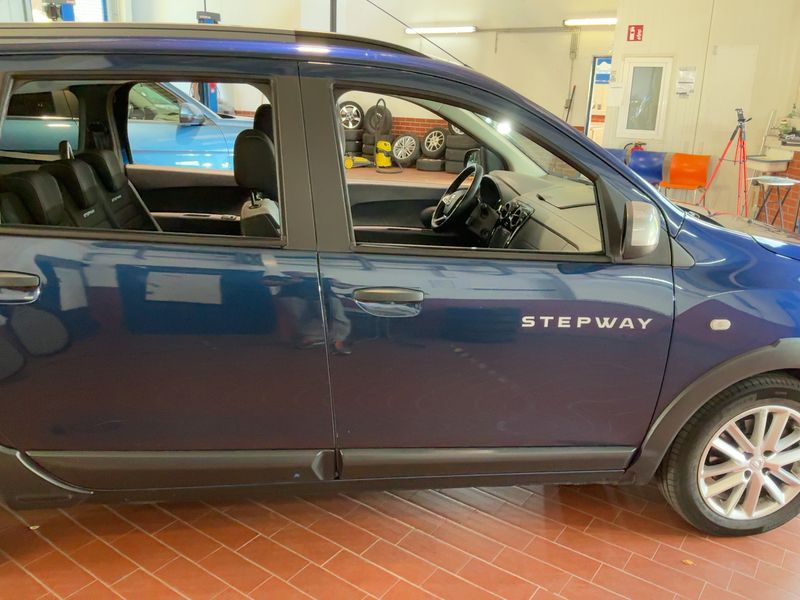 Dacia Lodgy 1.3 TCe Stepway — zdjęcie 7