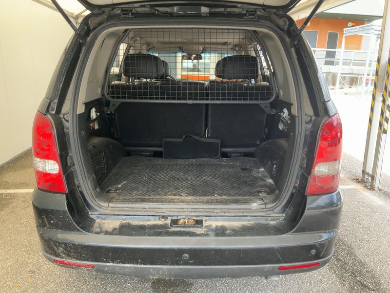 Ssangyong Rexton RX 270 XVT Limited — zdjęcie 10