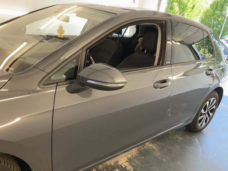 Volkswagen Golf VIII 1.5 eTSI ACT Active — zdjęcie 4