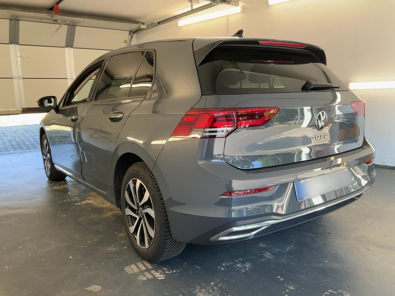 Volkswagen Golf VIII 1.5 eTSI ACT Active — zdjęcie 3