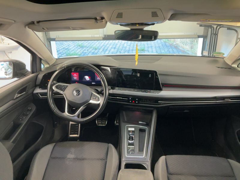 Volkswagen Golf VIII 1.5 eTSI ACT Active — zdjęcie 12
