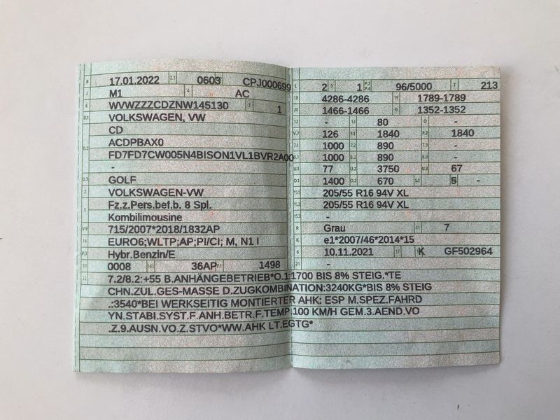 Volkswagen Golf VIII 1.5 eTSI ACT Active — zdjęcie 15