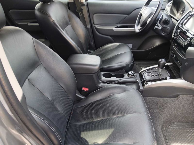 Fiat Fullback 2.4 JTD Double Cab LX Basis — zdjęcie 10