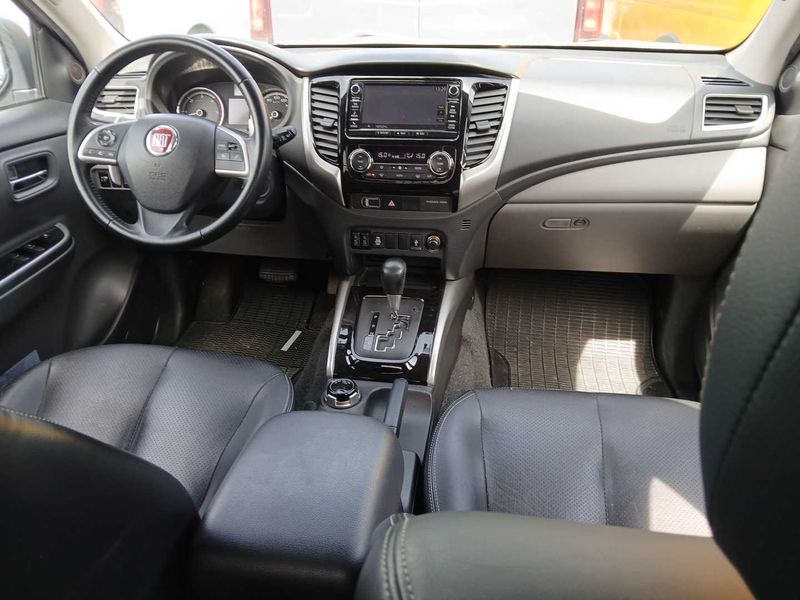 Fiat Fullback 2.4 JTD Double Cab LX Basis — zdjęcie 11