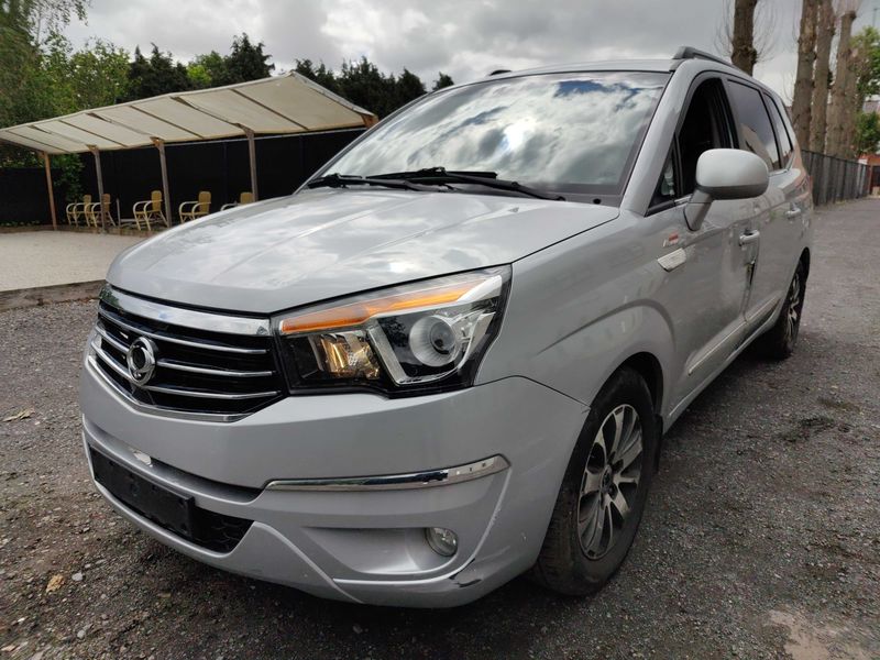 Ssangyong Rodius