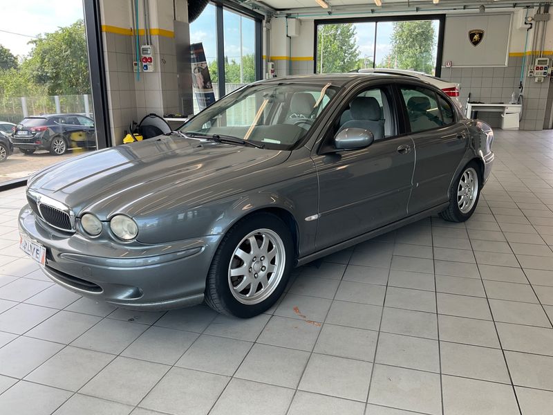 Jaguar X-TYPE 2.5 V6 Executive