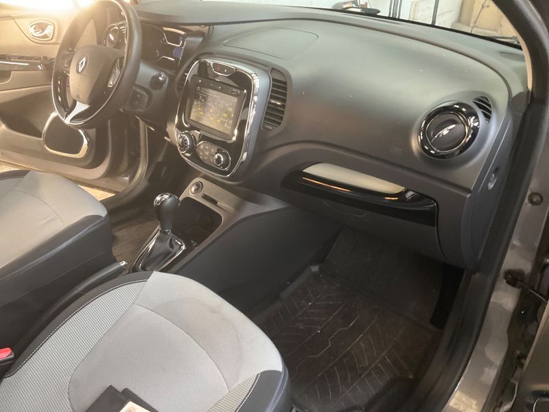 Renault Captur 1.2 TCe Luxe 2014 – снимка 24