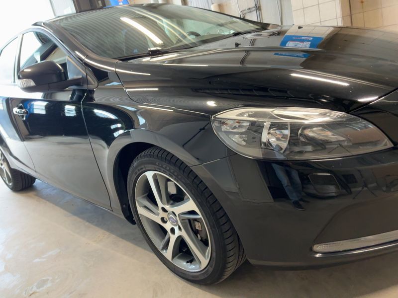 Volvo V40 2.0 D2 Kinetic — zdjęcie 8