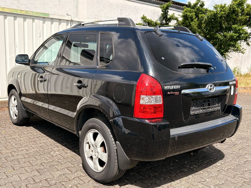 Hyundai Tucson 2.0 Style — zdjęcie 3