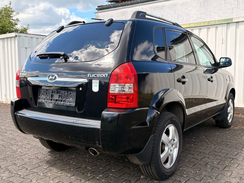 Hyundai Tucson 2.0 Style — zdjęcie 5