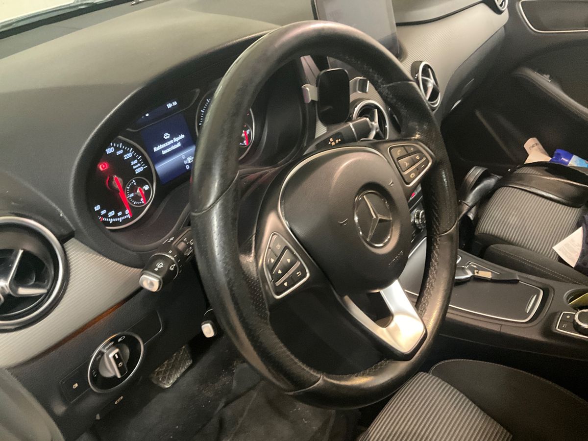 Mercedes-Benz B-Klasse 2017 — photo 32