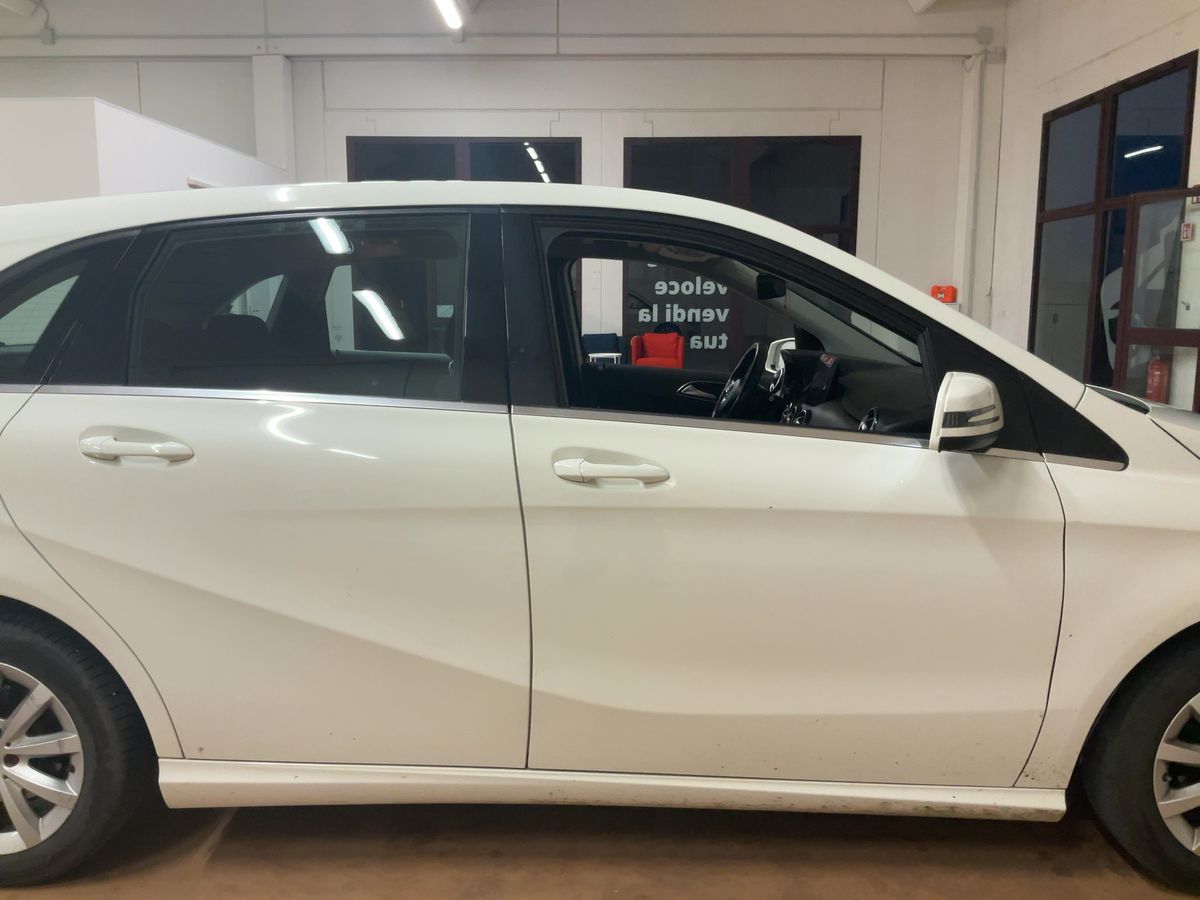 Mercedes-Benz B-Klasse 2017 — photo 11