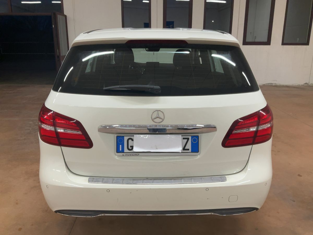 Mercedes-Benz B-Klasse 2017 — photo 8