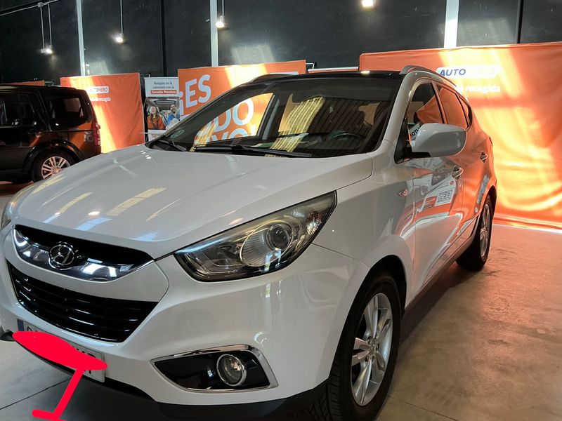 Hyundai ix35 2.0 CRDi Comfort 2WD — zdjęcie 2