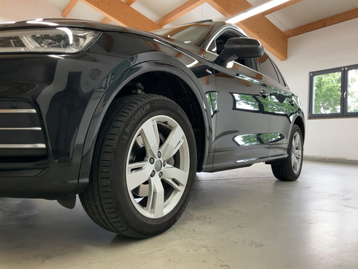 Audi Q5 40 TDI quattro Sport