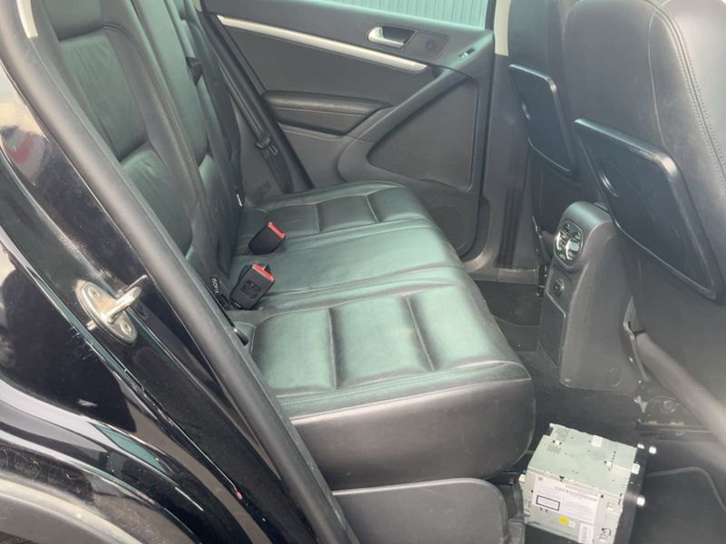 Volkswagen Tiguan 2.0 TDI Karat 4Motion BlueMotion Tech — zdjęcie 14