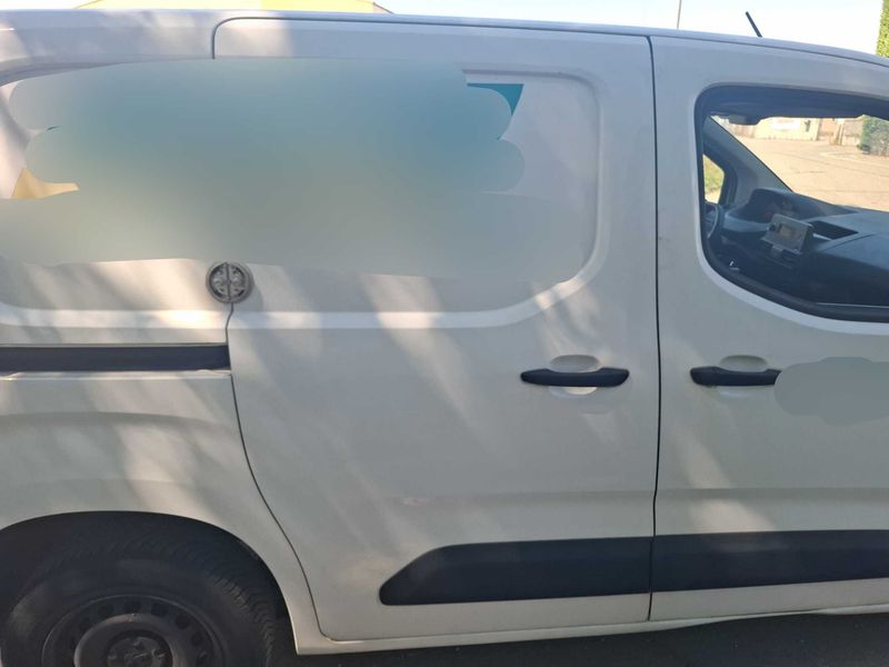 Peugeot Partner 1.5 Blue-HDi Premium L1 2022 – снимка 13