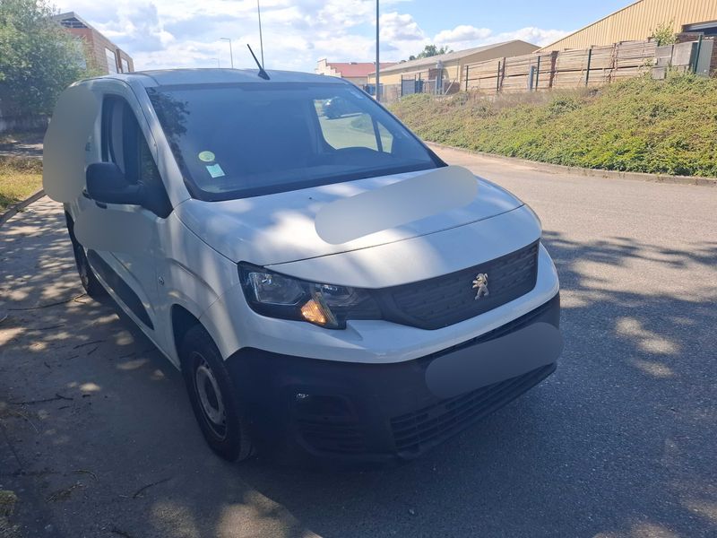 Peugeot Partner 1.5 Blue-HDi Premium L1 2022 – снимка 6