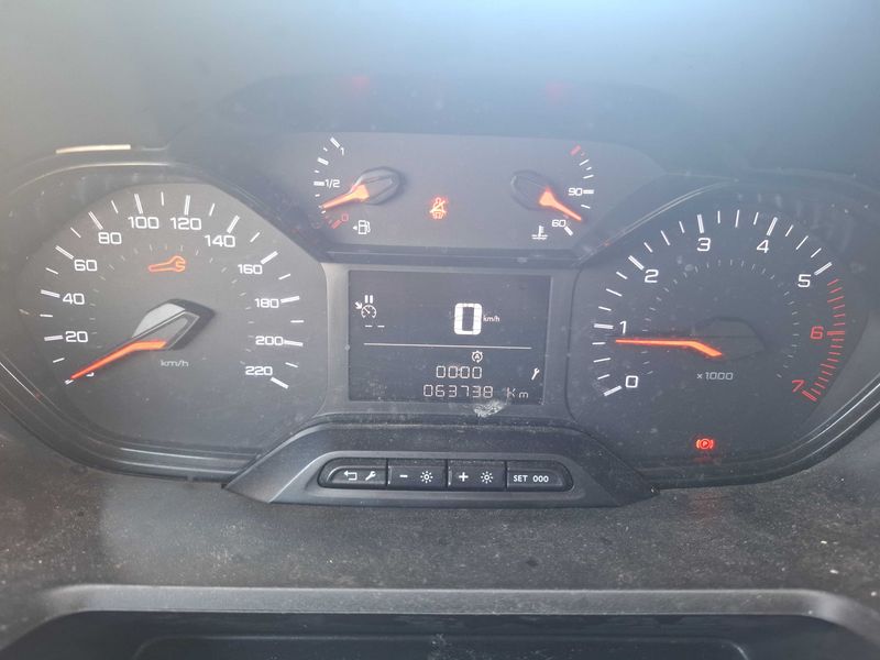 Peugeot Partner 1.5 Blue-HDi Premium L1 2022 – снимка 12