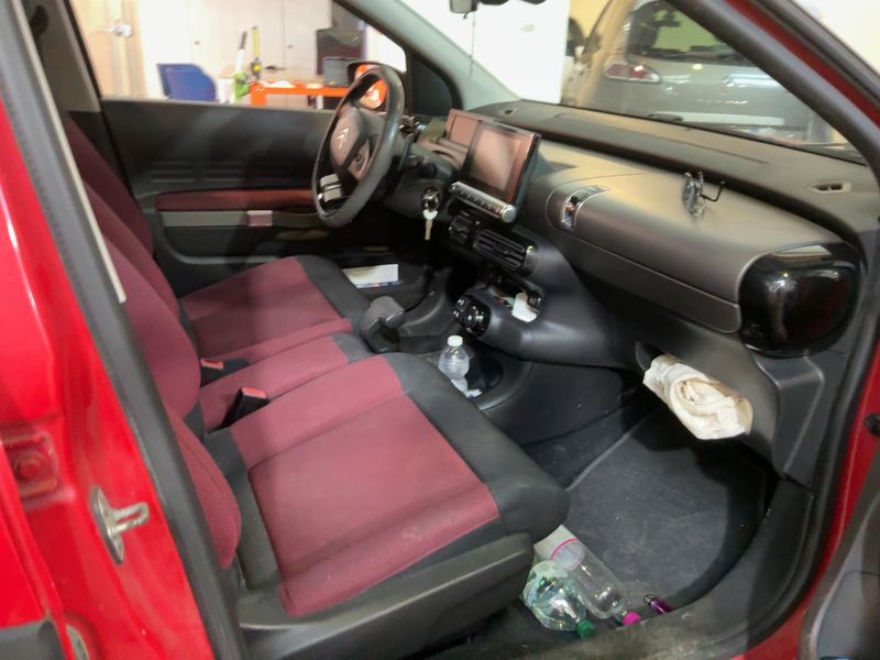 Citroen C4 Cactus 1.6 Blue-HDi Shine — zdjęcie 11