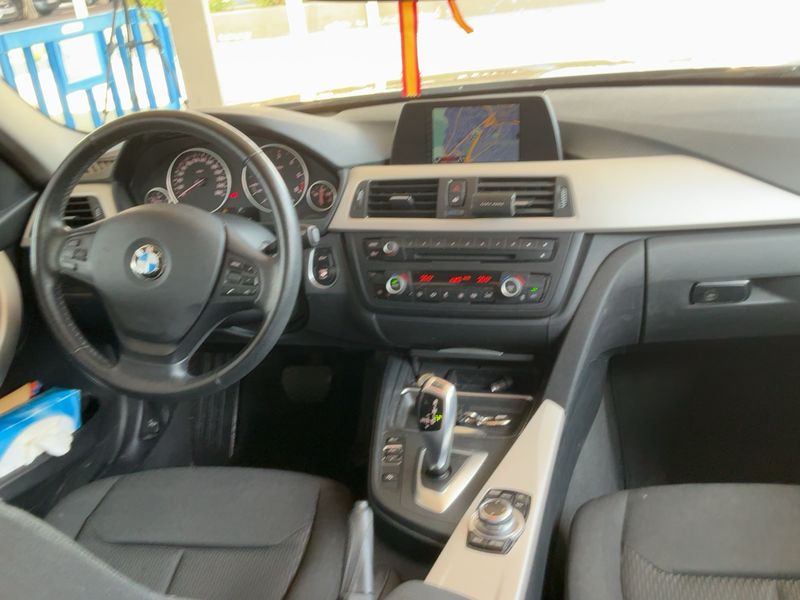 BMW 3er 320d — zdjęcie 12
