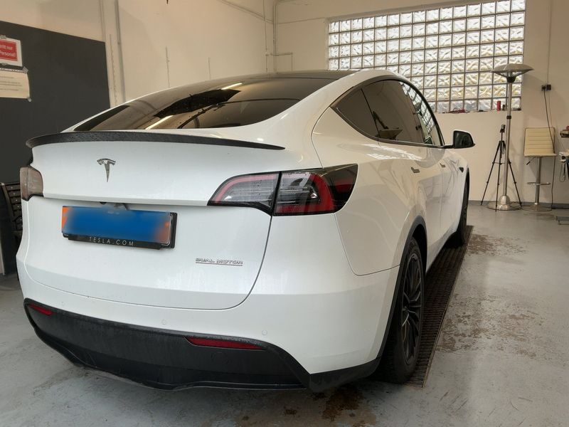 Tesla Model Y Performance Dual AWD AWD — zdjęcie 6
