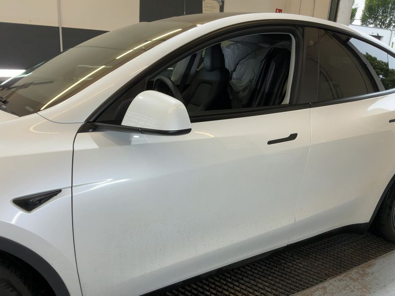 Tesla Model Y Performance Dual AWD AWD — zdjęcie 4